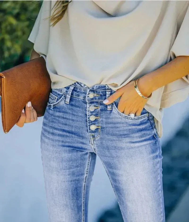 Tiala | Vintage High Waisted Flare Jeans