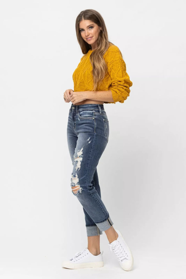 Mariella | Sculpting Distressed Boyfriend Jeans